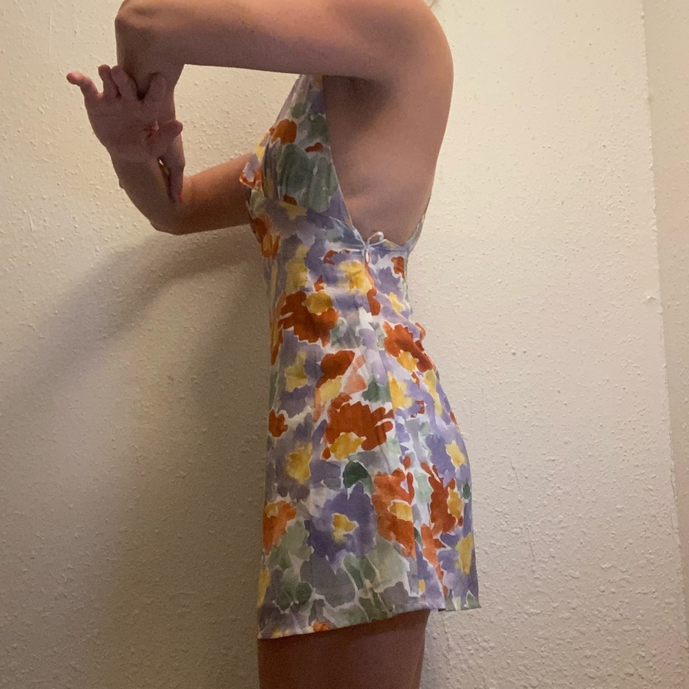 Spring mini dress - Picture 2 of 5